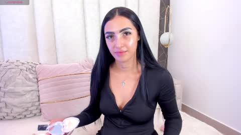 Snapshot of im_isabella1 chatting on April 2026 05:16:01 AM im_isabella1 online show from April 2026 05:16:01 AM