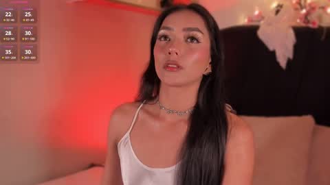 Snapshot of im_isabellaa chatting on October 2025 11:17:02 PM Isa online show from October 2025 11:17:02 PM