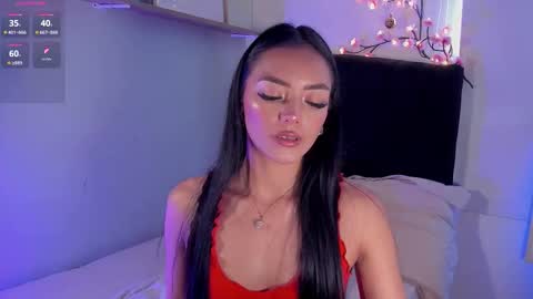 Snapshot of im_isabellaa chatting on December 2025 08:15:02 PM Isa online show from December 2025 08:15:02 PM