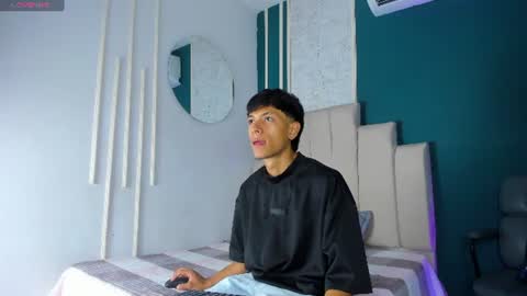Snapshot of im_kael chatting on July 2026 12:26:01 PM Kael online show from July 2026 12:26:01 PM