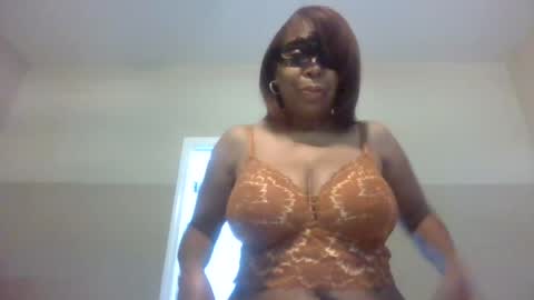 Snapshot of im_laa30z chatting on May 2026 12:34:01 PM weet exy Cougar online show from May 2026 12:34:01 PM