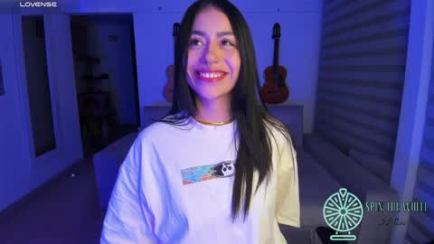 im_mariana online show from April 2026 01:45:01 AM