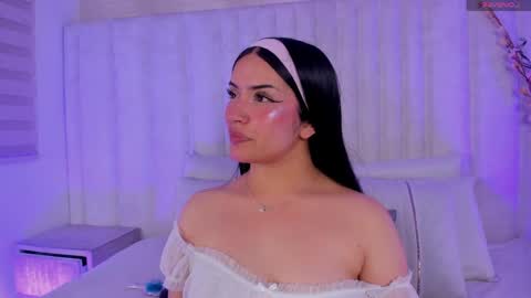 im_miadoll online show from May 2026 12:21:02 PM
