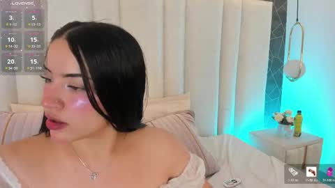 im_miadoll online show from May 2026 12:33:02 PM