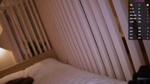 Milla online show from November 2025 03:23:02 PM