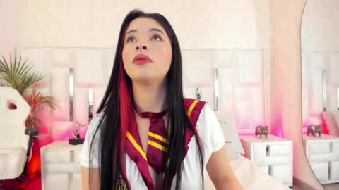 Snapshot of im_nika_ chatting on October 2025 12:26:02 PM Nika online show from October 2025 12:26:02 PM