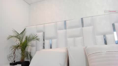 Snapshot of im_nika_ chatting on November 2025 04:07:02 PM Nika online show from November 2025 04:07:02 PM