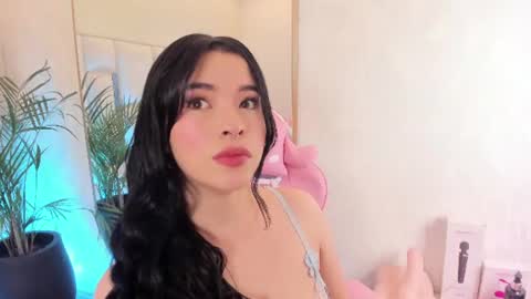 Nika online show from June 2026 12:35:01 PM