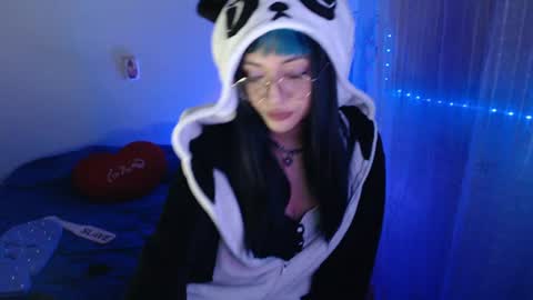 Chloee online show from June 2026 04:50:02 AM