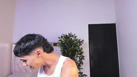 im_sebaslopez online show from March 2026 07:42:02 PM