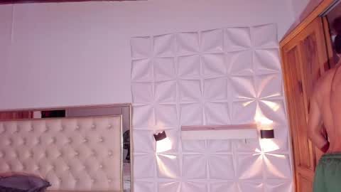 Snapshot of im_sebaslopez chatting on April 2026 12:29:02 PM im_sebaslopez online show from April 2026 12:29:02 PM