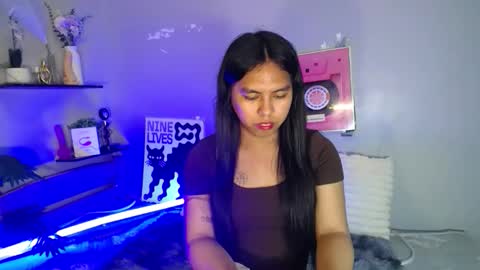 Snapshot of im_ur_girl_demure chatting on May 2026 09:53:01 PM kyline online show from May 2026 09:53:01 PM