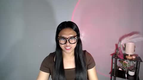 Snapshot of im_ur_girl_demure chatting on May 2026 06:11:02 AM kyline online show from May 2026 06:11:02 AM