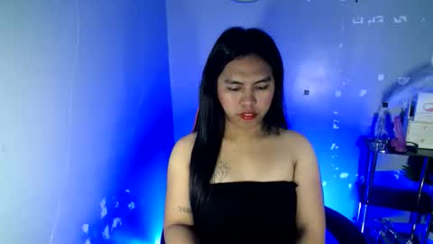 Snapshot of im_ur_girl_demure chatting on June 2026 07:40:02 PM kyline online show from June 2026 07:40:02 PM