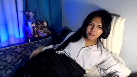 Snapshot of im_ur_girl_demure chatting on July 2026 12:12:01 PM kyline online show from July 2026 12:12:01 PM