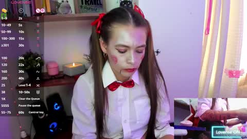 Lisa Hyga online show from October 2025 09:06:01 PM