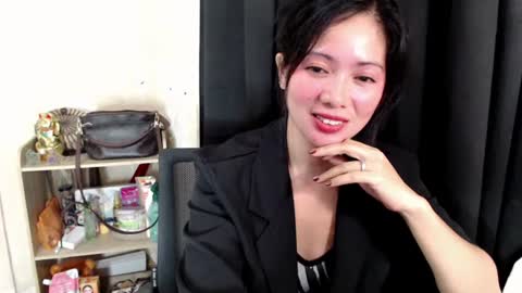 im_yoursweetthea92 online show from July 2026 01:18:02 PM