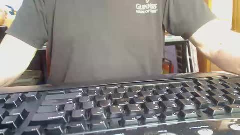 Snapshot of imaussiechris chatting on January 2025 11:47:01 PM Aussie Guy online show from January 2025 11:47:01 PM