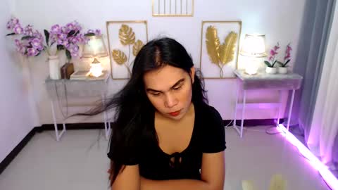 Ashley online show from December 2024 04:29:02 PM