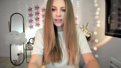 ImKeira online show from July 2026 07:46:01 PM