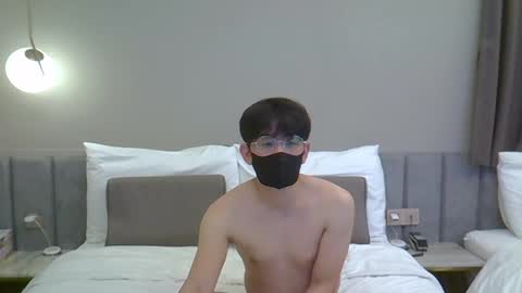 Snapshot of imlowerlife chatting on January 2025 03:24:02 AM imlowerlife online show from January 2025 03:24:02 AM