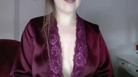 Snapshot of immouss chatting on December 2024 09:37:02 PM Pola online show from December 2024 09:37:02 PM