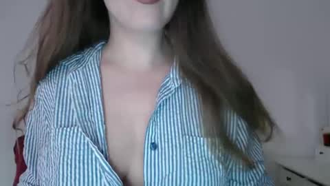 Snapshot of immouss chatting on February 2025 09:30:01 PM Pola online show from February 2025 09:30:01 PM