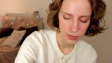 Snapshot of imogensy chatting on February 2026 04:16:01 PM my name Imo Fansly online show from February 2026 04:16:01 PM