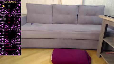 Snapshot of impress_me_more chatting on February 2026 04:05:02 PM online show from February 2026 04:05:02 PM