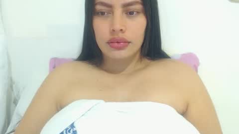 imsweetlips online show from November 2025 10:35:01 PM
