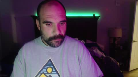 Snapshot of imthatfnguy chatting on December 2024 02:46:01 AM I use to be imeverythingandnothing online show from December 2024 02:46:01 AM