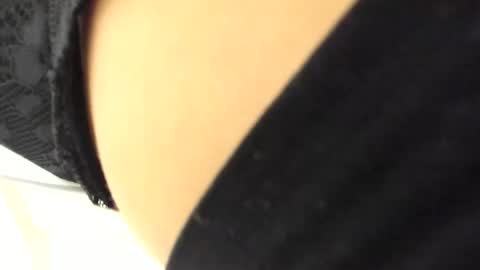 Snapshot of ina__nnaa chatting on September 2025 09:04:01 PM Ina online show from September 2025 09:04:01 PM