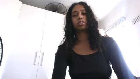 Snapshot of indanbella19 chatting on June 2026 11:03:01 AM indanbella19 online show from June 2026 11:03:01 AM
