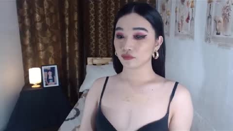 Snapshot of indestructabletrixie chatting on January 2025 06:48:01 PM indestructabletrixie online show from January 2025 06:48:01 PM