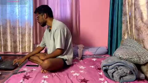new indian couple online show from June 2026 12:48:01 AM