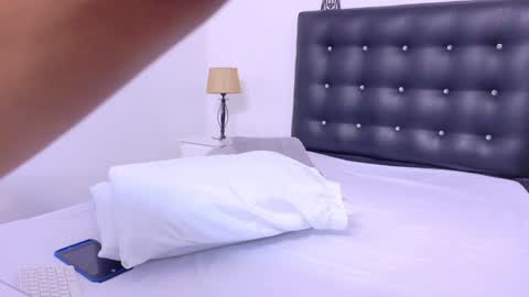 indian_delight18 online show from January 2025 11:38:02 PM