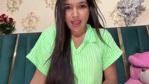 priya online show from May 2026 04:19:01 AM