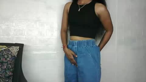 Saanu online show from December 2025 04:32:01 AM