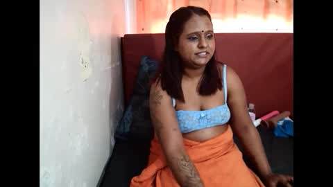 indian_sunshine online show from May 2026 07:17:01 AM
