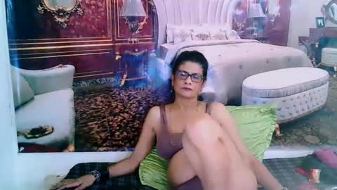 Femiez online show from January 2025 09:27:01 AM