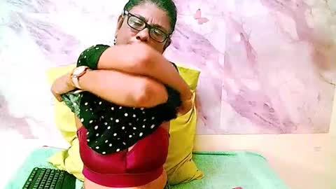 Femiez online show from April 2026 05:41:01 AM