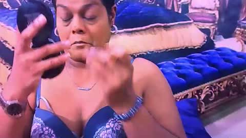 indiancherrypie online show from February 2026 06:01:01 AM