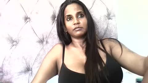 priya online show from November 2025 07:52:02 AM