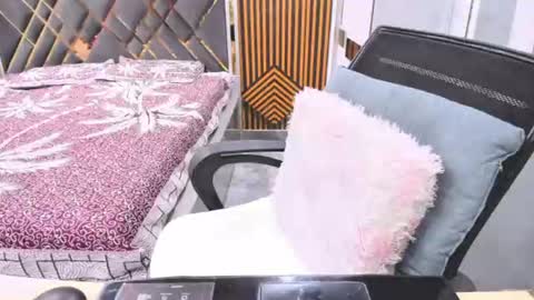 indiankittey online show from July 2026 02:36:02 AM