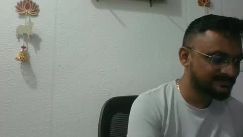 Snapshot of indianlover1433 chatting on October 2025 05:11:02 AM Indian lover online show from October 2025 05:11:02 AM