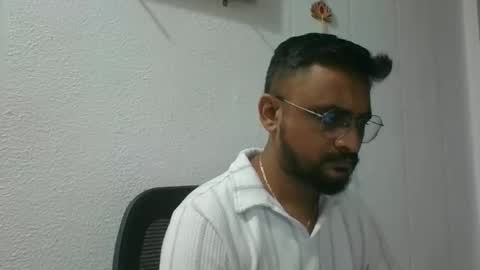 Snapshot of indianlover1433 chatting on October 2025 04:47:01 AM Indian lover online show from October 2025 04:47:01 AM