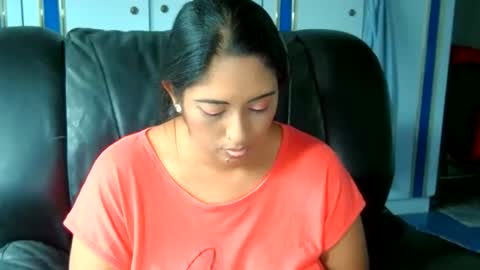 Snapshot of indianplaygal69 chatting on December 2024 01:22:02 PM Indianpalgal69 online show from December 2024 01:22:02 PM