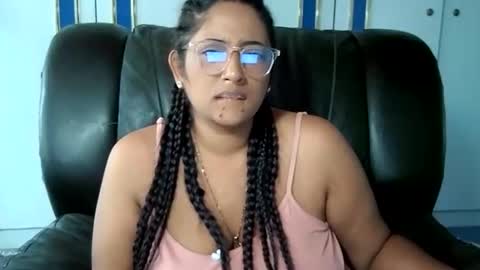 Snapshot of indianplaygal69 chatting on February 2025 12:26:02 PM Indianpalgal69 online show from February 2025 12:26:02 PM