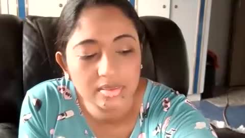 Snapshot of indianplaygal69 chatting on October 2025 05:17:02 AM Indianpalgal69 online show from October 2025 05:17:02 AM