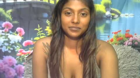 indianqtpie6 online show from July 2026 06:15:02 PM